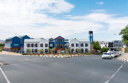 Windhoek Central Hotel | Tenbergen Pension Hotel