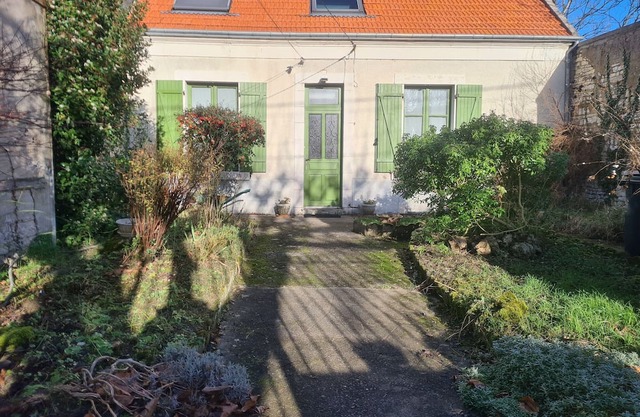 Guestroom Châteauroux, 2 bedrooms, 4 persons