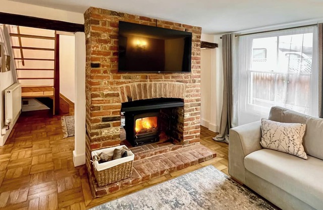 2 bedroom accommodation in Stodmarsh, near Canterbury