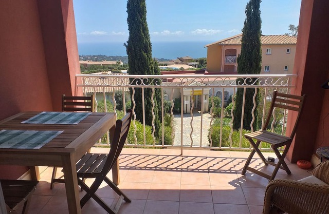 Apartment Le Hameau des Issambres, sea view on the Gulf of St Tropez