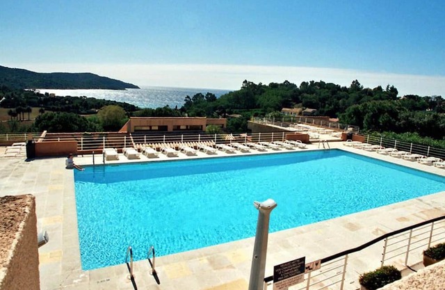 Apartment La Croix-Valmer, 1 bedroom, 4 persons