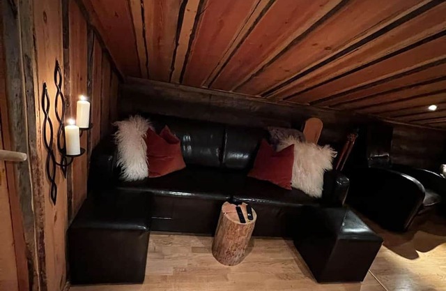 Aurora Bliss Cabin Retreat