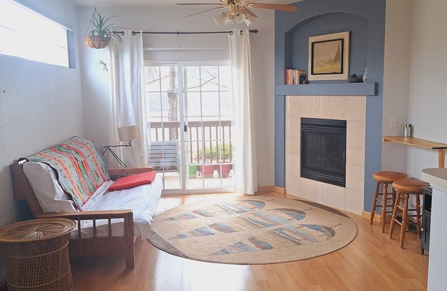 Charming 1-bedroom condo in lovely Fort Collins