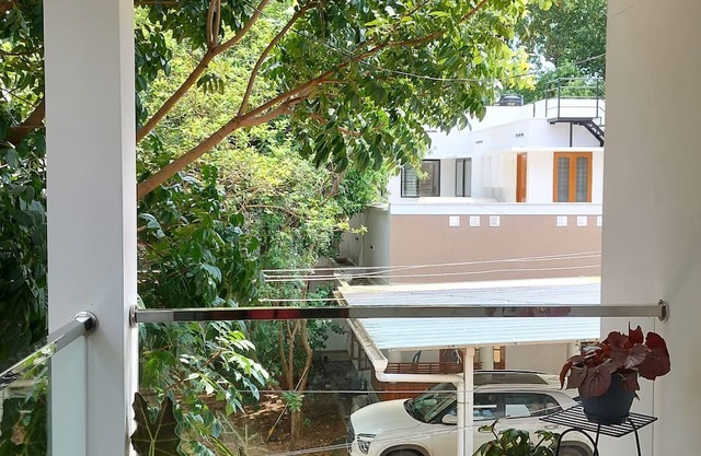 Pracheeta Home- comfortable 2BHK w/AC & WiFi near Sri Padmanaba Temple.