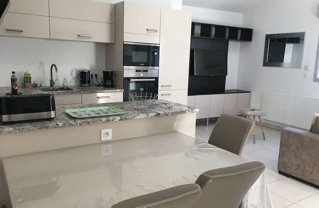 Skiez les 3 Vallées- apartment located 80m from the Olympe gondola with garage