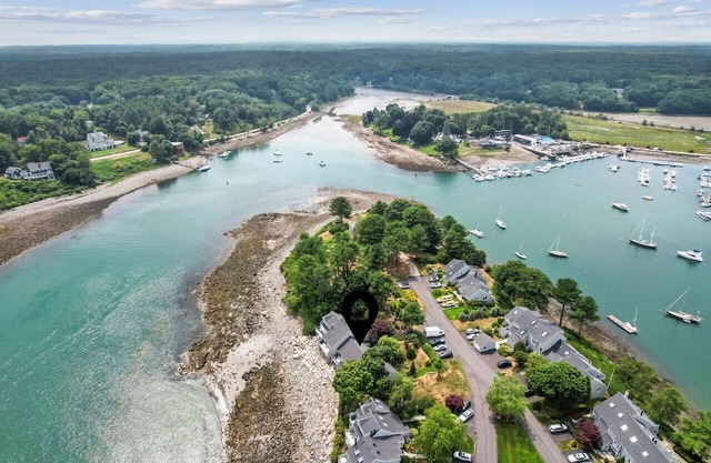 Extended Summer Stays at Stage Neck Resort!