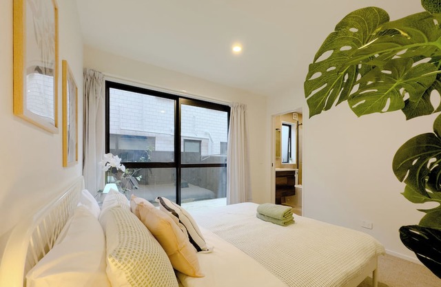 One-Bedroom En Suite in Sylvia Park