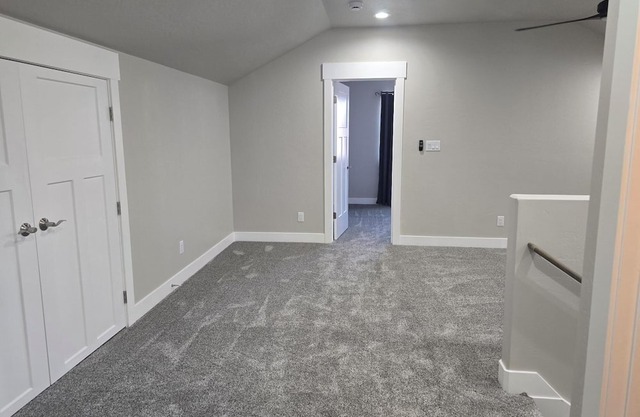 #18 5-bedroom, 3bath, 2 garage House in terrific Elko near Walmart