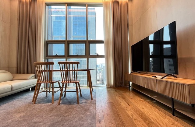 Samseong-dong clean and luxurious 3 Q-beds