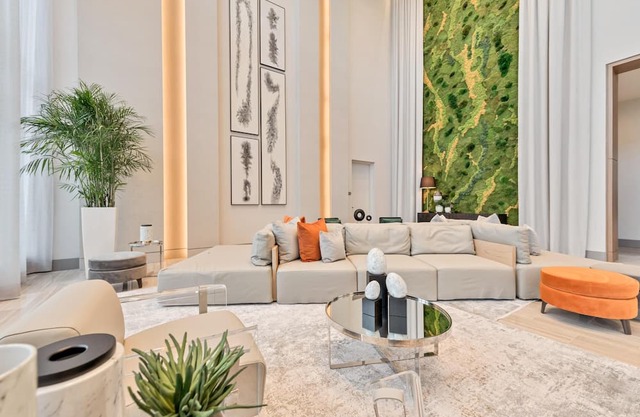 Your Doral Oasis: Spacious Comfort