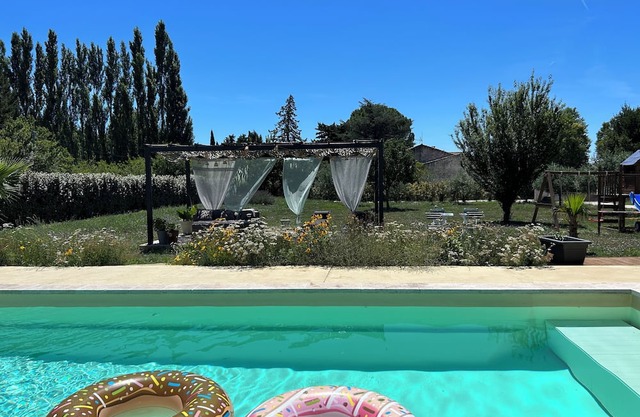 Partie de Mas Provençal "La Fromagerie", Avec spa Privatif