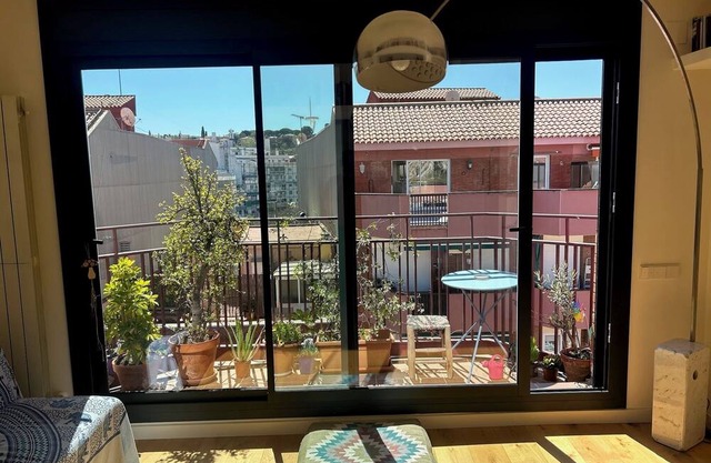 Wonderful Terrace Apartment in Sants