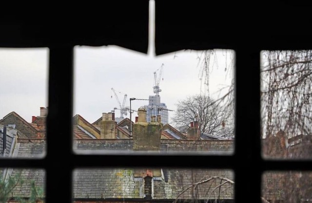London Apartment - Quick Central London Trains!