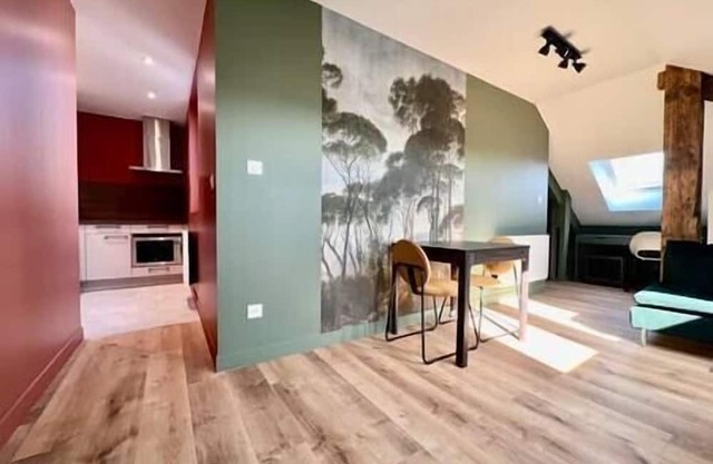 Near the sea, Parc Malo, renovated 1900 building, Romain Leroy