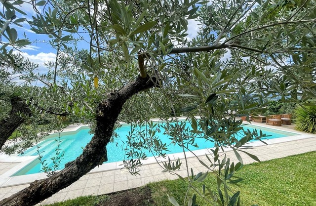 stylish villa with views between montefalco and bevagna sleeps 12 plus children