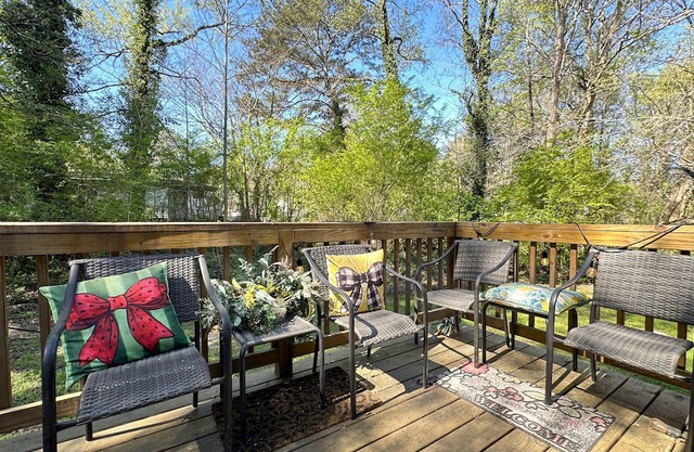 Nirvana - Cozy retreat with room for the entire family just minutes from Atlanta