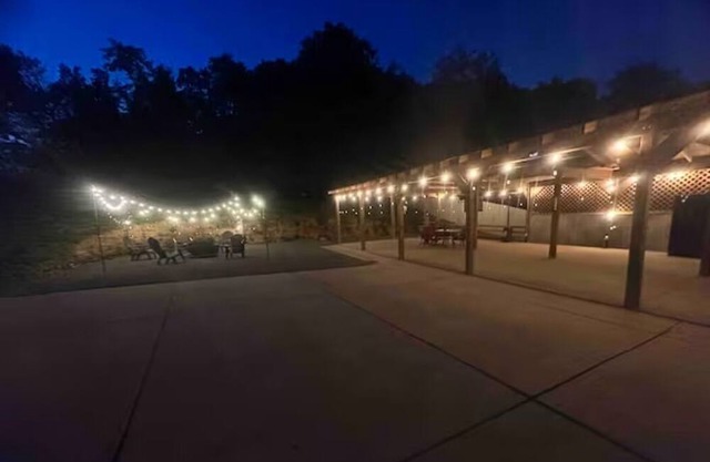 Serene Haven Ranch: Cozy 3BR Oasis with Backyard Bliss