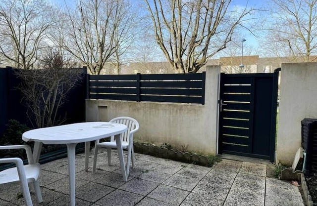 Maison de Ville Avec Extérieur