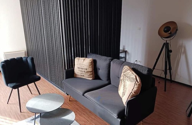 Cosy flat close to the beaches and city centre