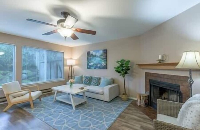 2BR | Tacoma | Central | Cozy