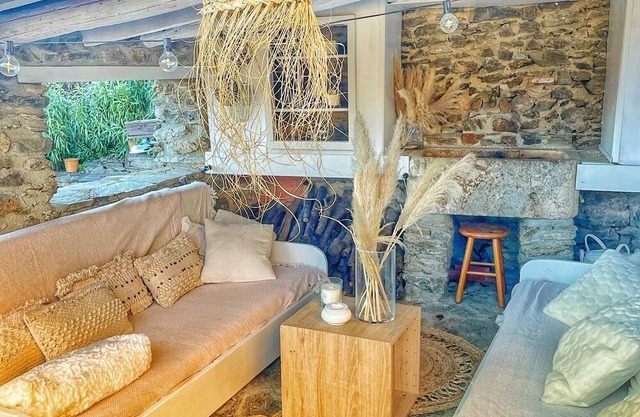 Villa 'Le Grand Mas De Can Noy' with Private Pool, Private Terrace and Wi-Fi