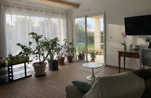 Maison Neuve Proche de La Rochelle