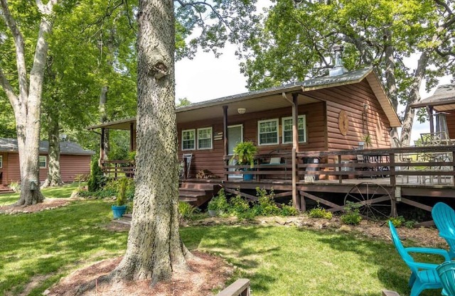 The Egret Cabin - Accommodates 6 Guests
