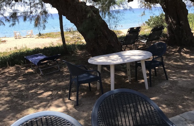 🌜Slow living. 2 bedroom beach house near picturesque Koroni. Family-friendly!