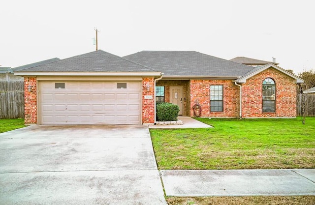 Relax in this Stylish Home | Close to Hospital