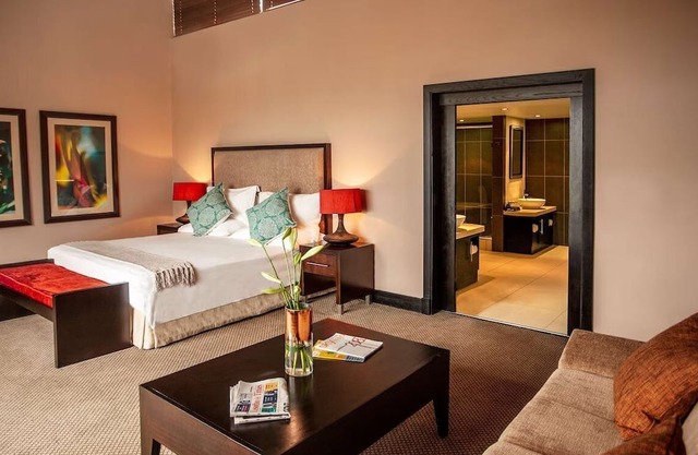 An Undeniable Jewel in Lesotho! Onsite Swimming Pool, Sauna & FREE Parking!