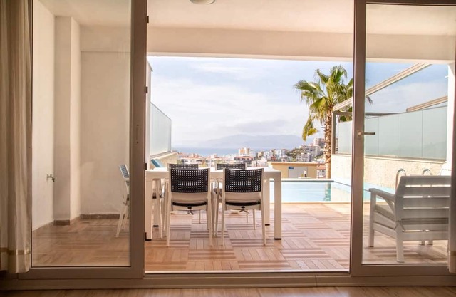 Spacious Perfect Flat with Private Pool