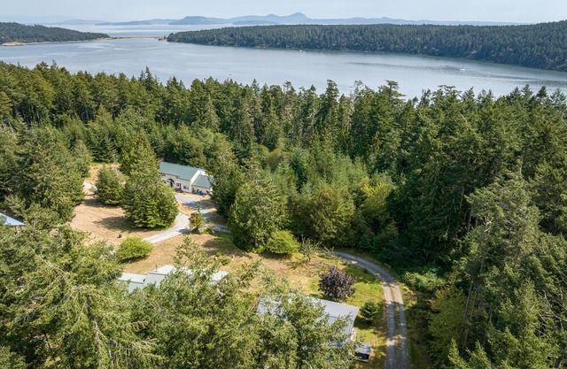 Woodhaven Cottage an escape for a couples getaway or family memories.