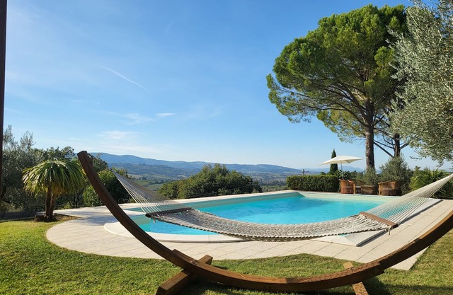 Villa with Pool and countryside view (Parties and Events are allowed)