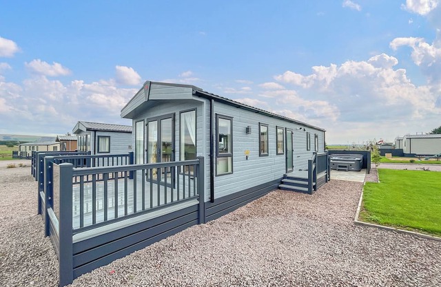 3 bedroom accommodation in Laurenkirk