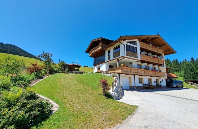 Nice apartment for 4 guests with WIFI and patio