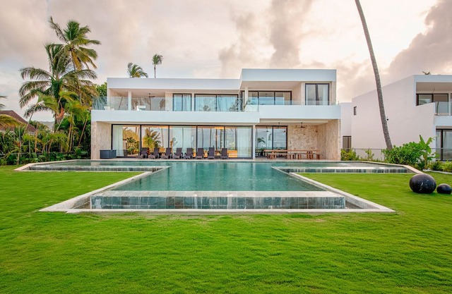 Luxury 9BR Beachfront Stunner with Private Pool