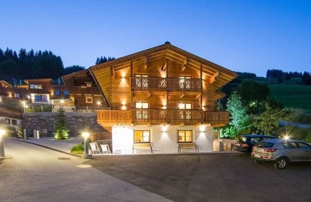 Vacation home for 12 guests with 240m² in Hinterglemm (273721)