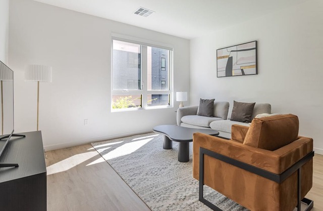 Blueground | Santa Clara, pool, nr Central Park