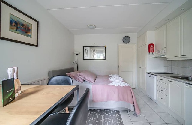 Starveil Studio 104 by Aavalevi Holidays