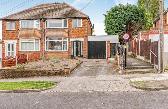 Newly refurbished, spacious 5 bed house