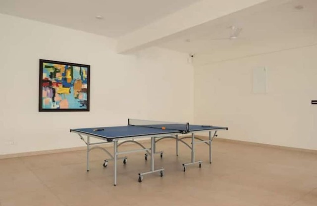 Staymaster Zyric A415 Serviced Apartment Pool