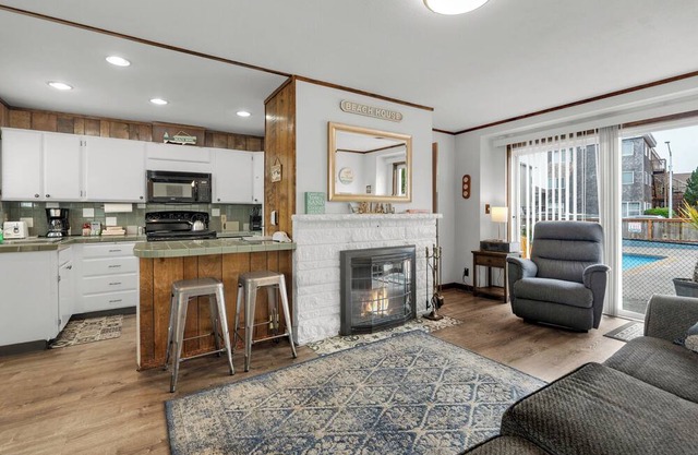 The Tides by the Sea - Entire rental unit in Seaside, Oregon, United States