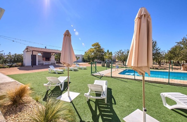 Entre Almendros Country House