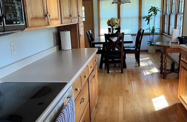 Spacious 5-bedroom house in pleasant Minneapolis with AC