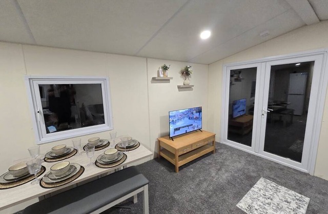 3 bed mobile home - Holiday Park