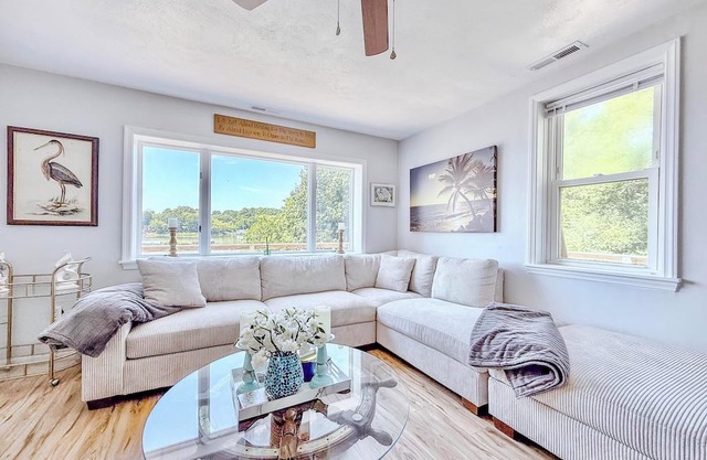 Charming Waterfront Retreat with Private Dock