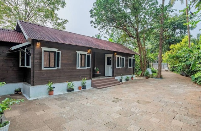Casa Nona- Peaceful Wooden Cottages in North Goa