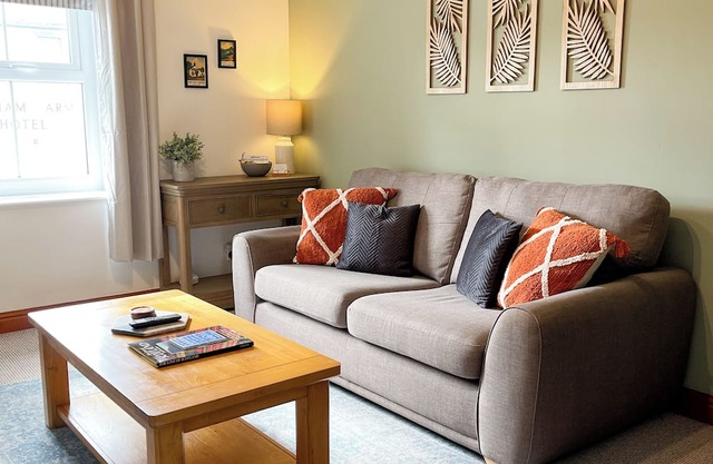 Borders Retreat, Cosy 1 Bed Flat - near M6 Jct45, A75, Gretna & Carlisle