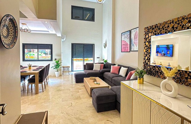 Spacious 4BR Duplex in Marrakech with AC, Parking and Pool Access