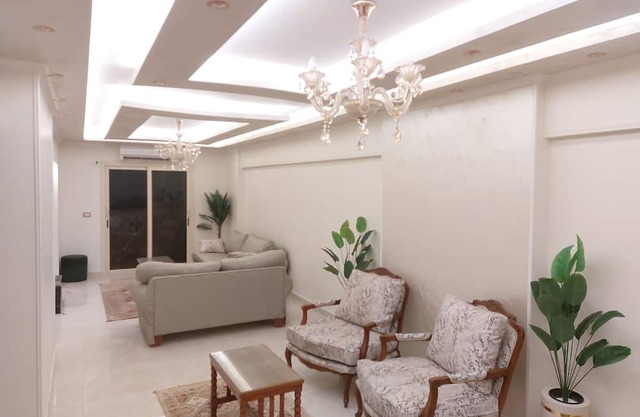 3-bedroom fully furnished apartment in charming Alexandria Governorate with AC